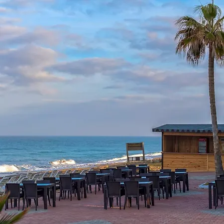 Ξενοδοχείο Lord Marina & Bungalows
