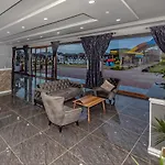 Hotel Lord Marina & Bungalows