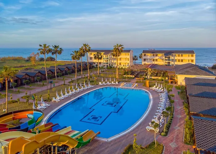 Lord Marina & Bungalows فندق *