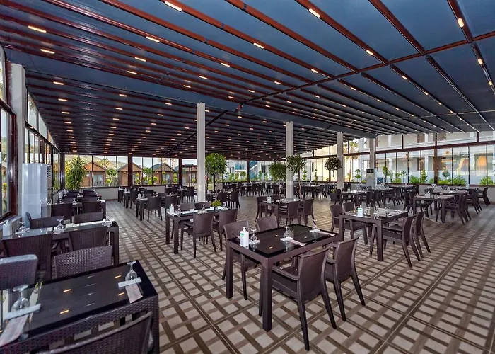 Lord Marina & Bungalows ألانيا
