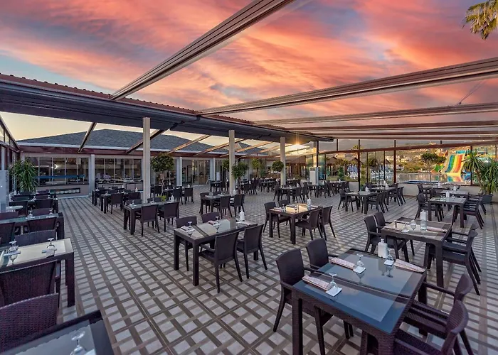 Lord Marina & Bungalows *