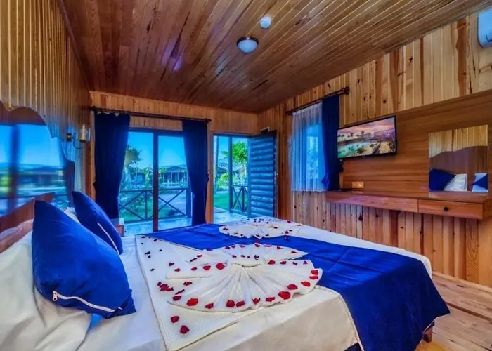 Lord Marina & Bungalows 호텔 *