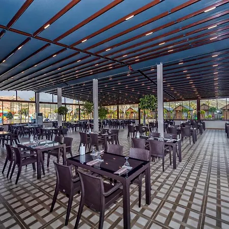 Lord Marina & Bungalows Hotel *